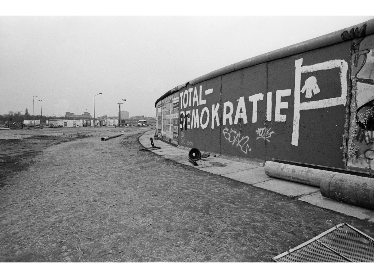 Totaldemokratie Potsdamerplatz - 1991