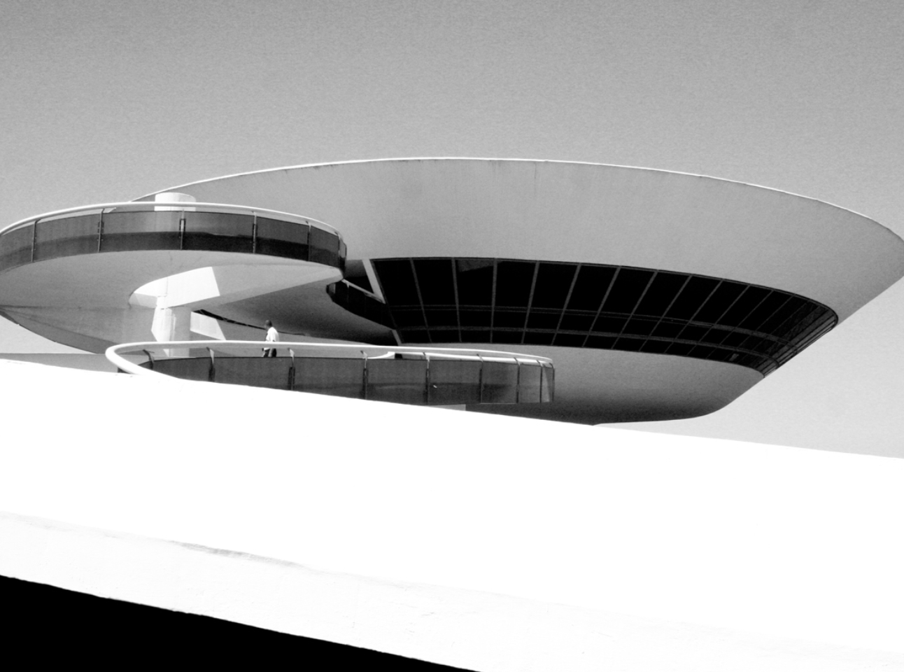 Travel - Museu de Arte Contemporânea (Niemeyer), Niteroi/Brazil